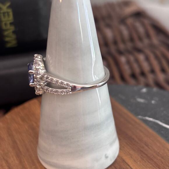 Bomb Party Ring Light Tanzanite and Diamond CZ on Rhodium Plating Size 10 Blue - Picture 2 of 5